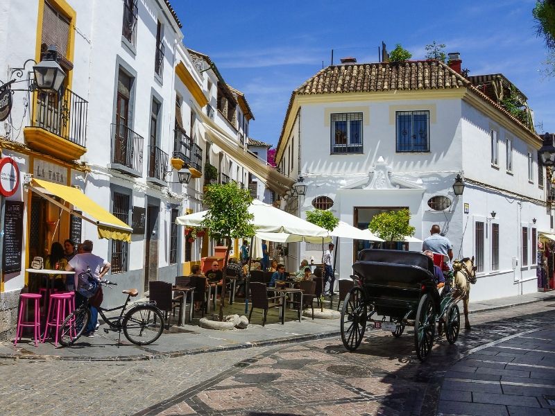 Tours Personalizados en Córdoba: Diseña tu Experiencia Turística a Medida